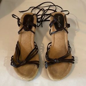 Sweet 554 shoes. Size 8 worn once!!!